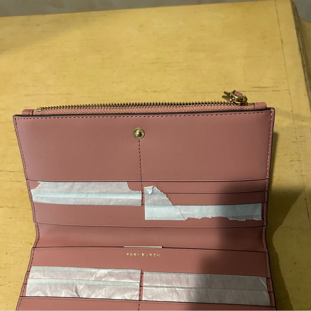 Tory Burch Willa slim glazed quilted leather envelope wallet 89490 - Picture 3 of 8